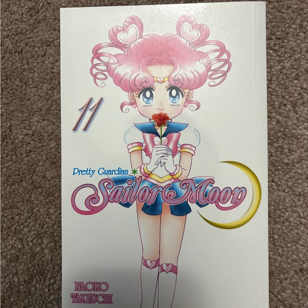 Sailormoon Manga volumes 1,2,3,4,5,10,&11 - Picture 9 of 9